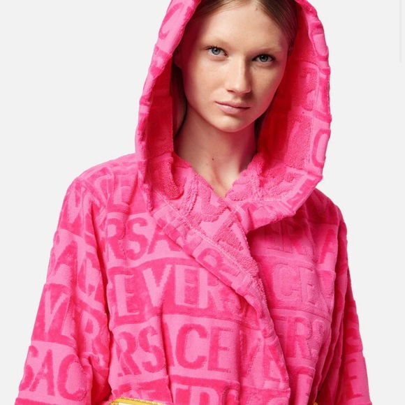 VERSACE I ❤️ BAROQUE SHORT HOODIE BATHROBE - Picture 4 of 5